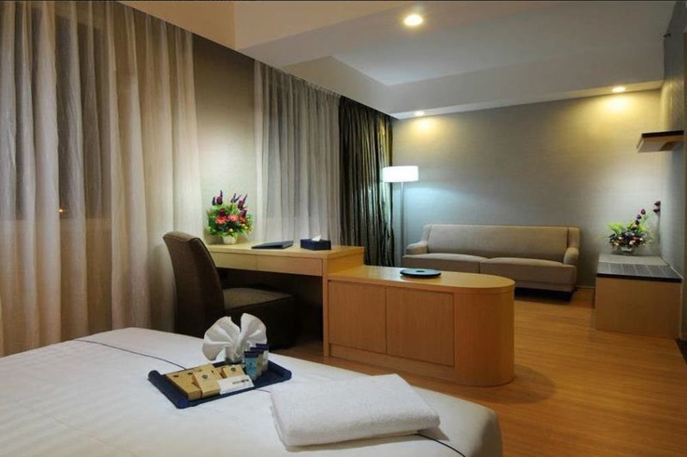 โรงแรมกรานาดา ยะโฮร์ บาห์รู ยะโฮร์บาห์รู ภายนอก รูปภาพ